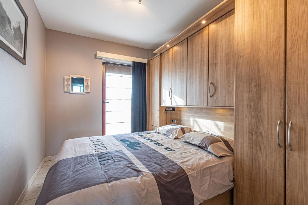 Appartement Blankenberge Zeedijk Aan De Pier Exteriör bild
